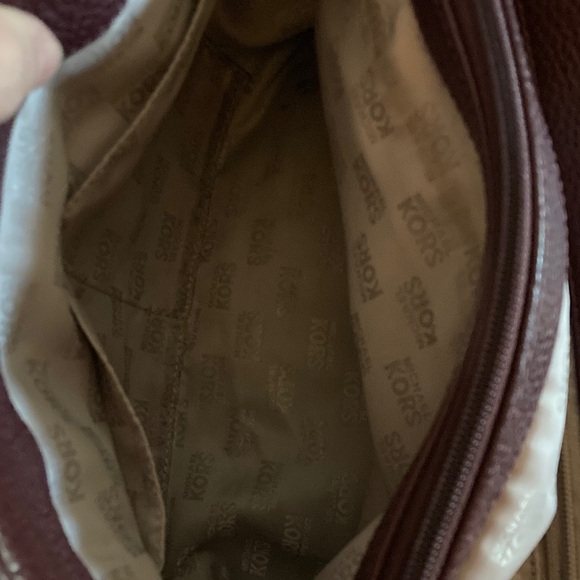 Beautiful Michael Kors Dark Brown Tote Double Strap with Gold Chain - Picture 6 of 11